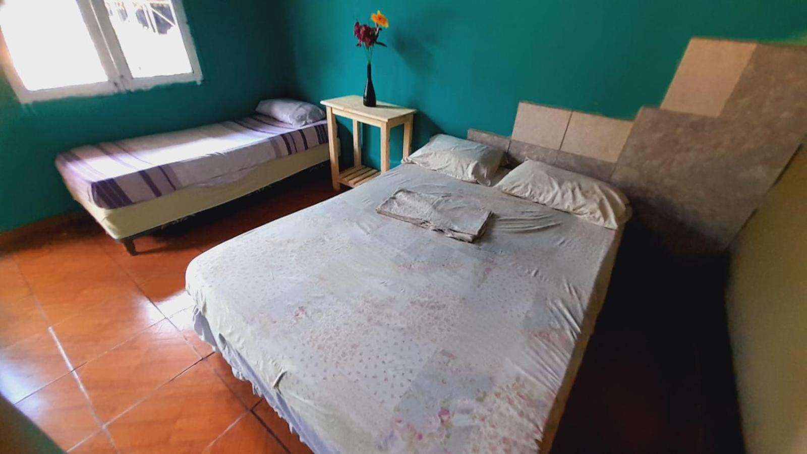 Hostel Loli Puerto Iguazu Bagian luar foto